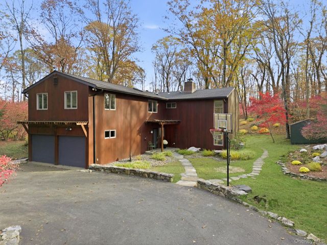 14 Valley Lane, Chappaqua, NY 10514