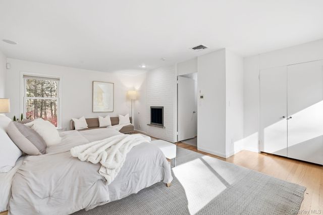 14 Valley Lane, Chappaqua, NY 10514