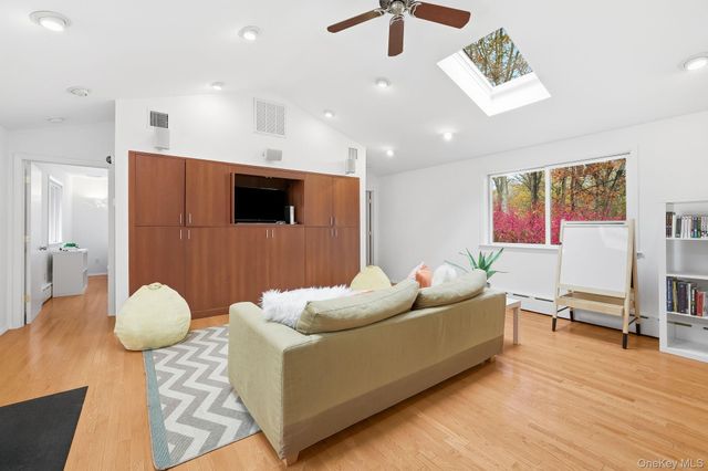 14 Valley Lane, Chappaqua, NY 10514