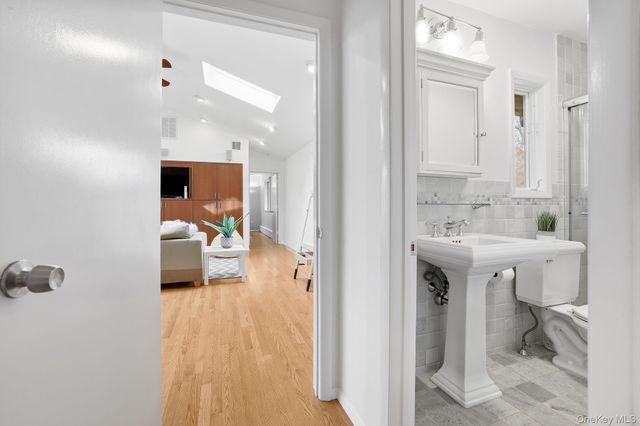 14 Valley Lane, Chappaqua, NY 10514