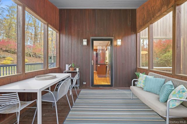 14 Valley Lane, Chappaqua, NY 10514