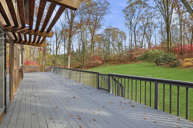 14 Valley Lane, Chappaqua, NY 10514