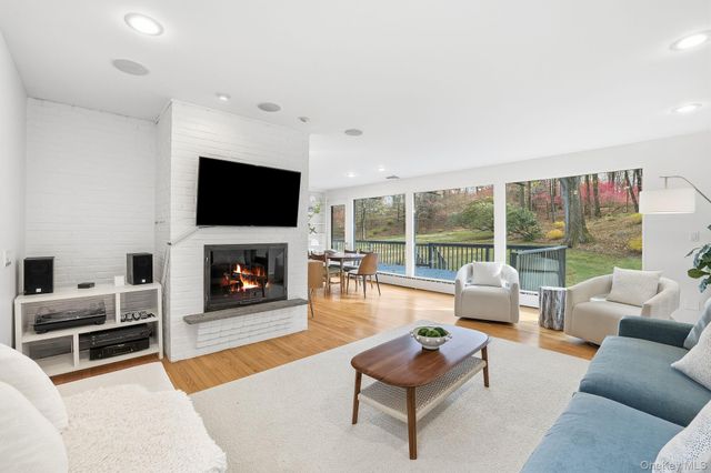 14 Valley Lane, Chappaqua, NY 10514