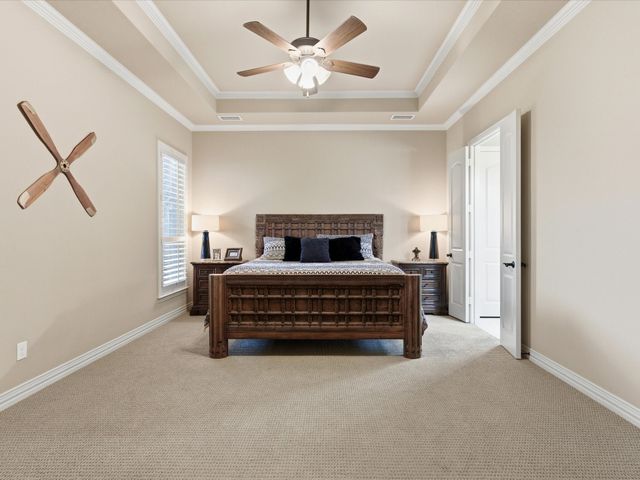 2115 N Hill Drive, Irving, TX 75038