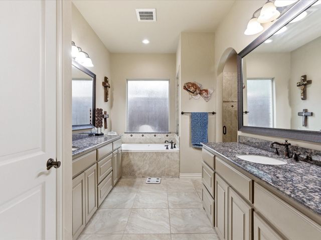 2115 N Hill Drive, Irving, TX 75038