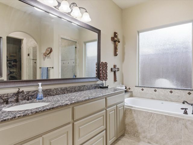 2115 N Hill Drive, Irving, TX 75038