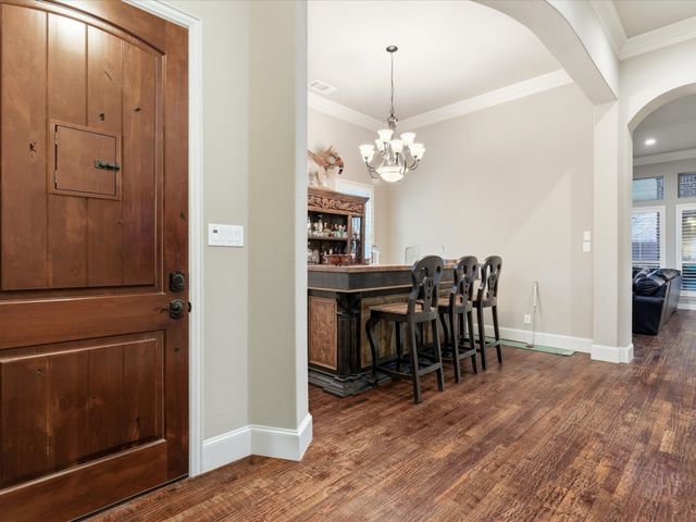 2115 N Hill Drive, Irving, TX 75038