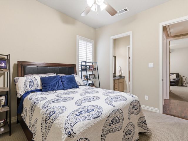 2115 N Hill Drive, Irving, TX 75038