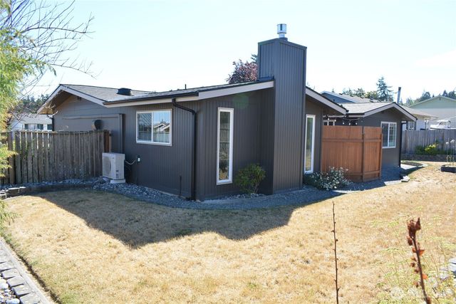520 SW 4th Avenue SW, Oak Harbor, WA 98277