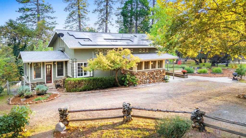 3000 Braeburn Ln, Placerville, CA 95667