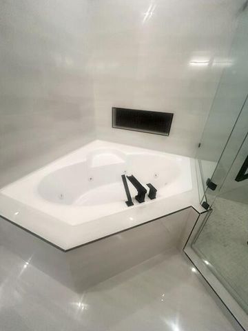 6993 NW 30th Terrace B, Fort Lauderdale, FL 33309