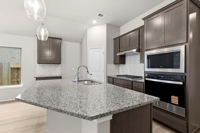 123 Neches Nook Court, Conroe, TX 77304