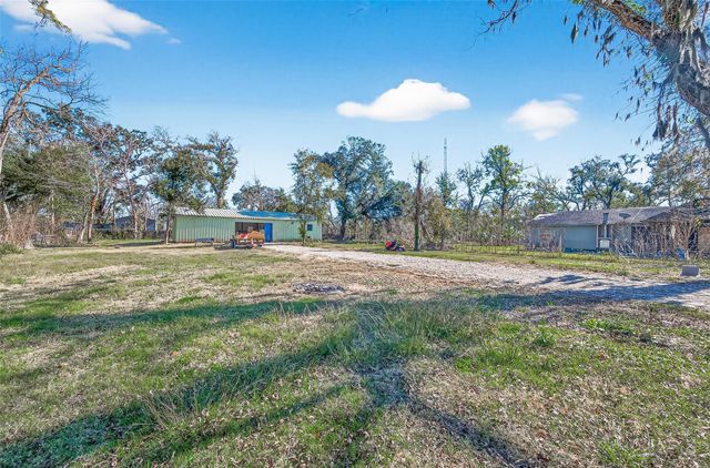 16507 Mill Drive, Rosharon, TX 77583