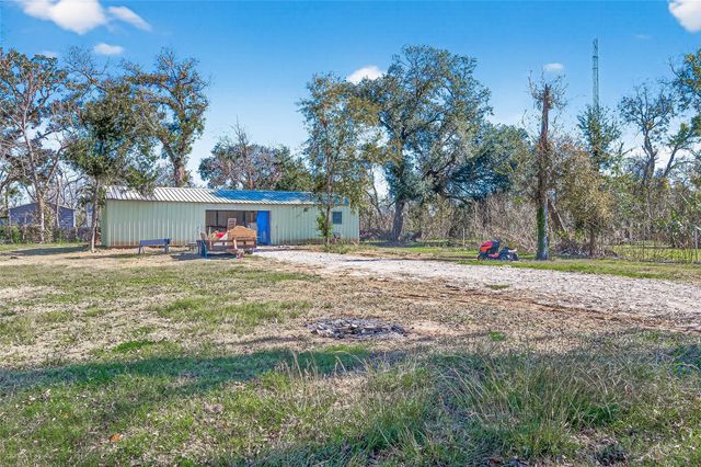 16507 Mill Drive, Rosharon, TX 77583