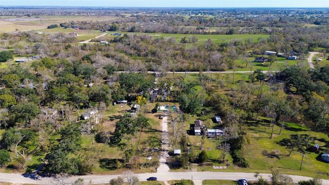 16507 Mill Drive, Rosharon, TX 77583