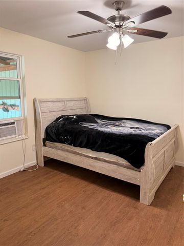 16507 Mill Drive, Rosharon, TX 77583