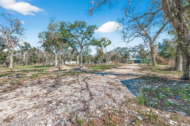 16507 Mill Drive, Rosharon, TX 77583