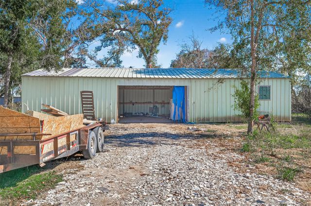 16507 Mill Drive, Rosharon, TX 77583