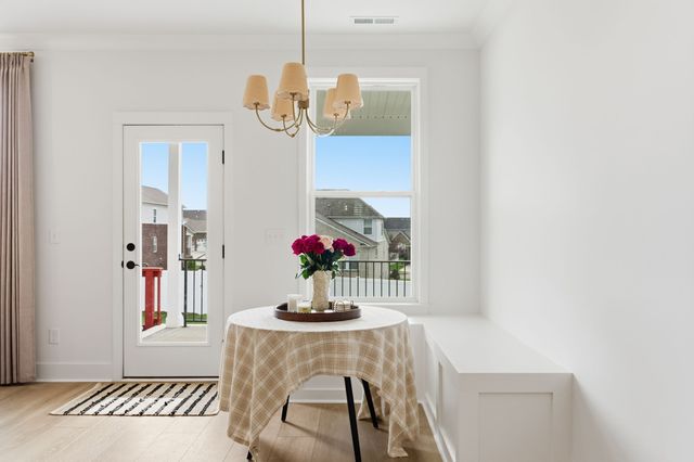 550 Snap Dragon Ln, Hendersonville, TN 37075