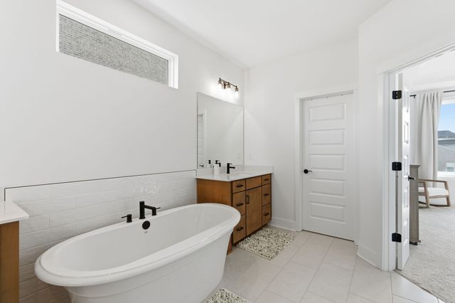 550 Snap Dragon Ln, Hendersonville, TN 37075