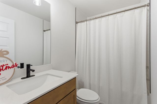 550 Snap Dragon Ln, Hendersonville, TN 37075