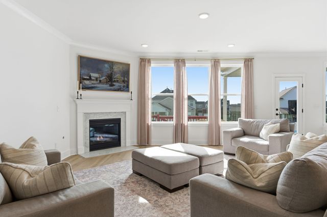 550 Snap Dragon Ln, Hendersonville, TN 37075