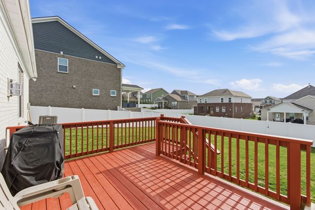 550 Snap Dragon Ln, Hendersonville, TN 37075