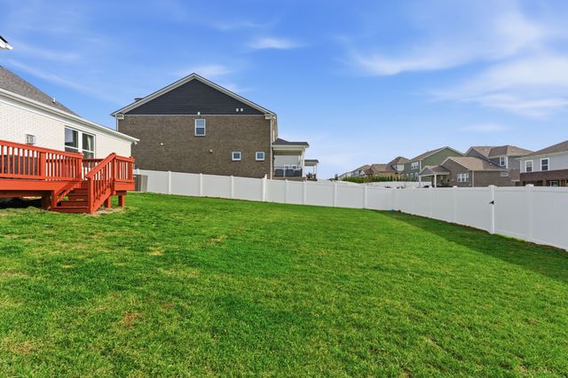 550 Snap Dragon Ln, Hendersonville, TN 37075