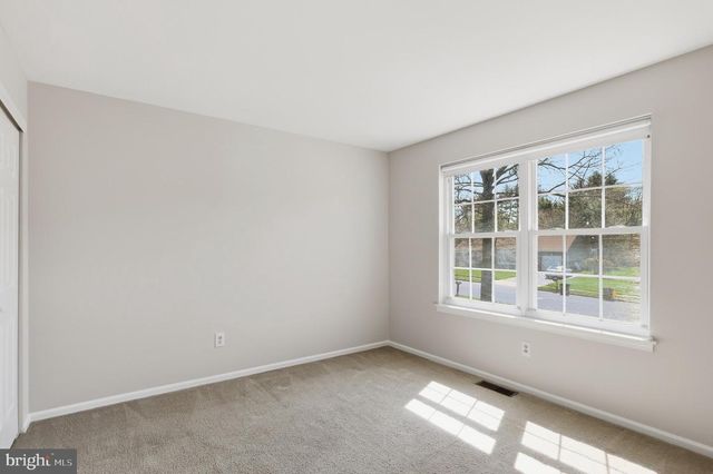 1567 BROCK CREEK DR, Yardley, PA 19067