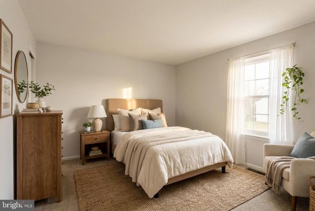 1567 BROCK CREEK DR, Yardley, PA 19067