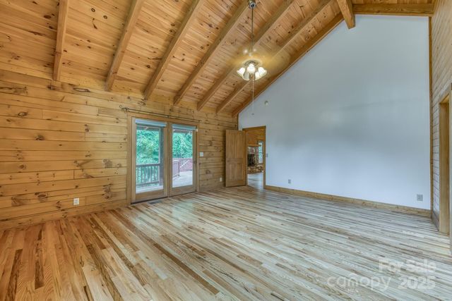 5023 Elk Park Highway, Elk Park, NC 28622