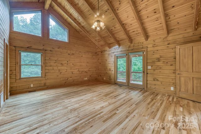 5023 Elk Park Highway, Elk Park, NC 28622