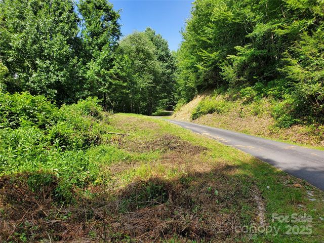 5023 Elk Park Highway, Elk Park, NC 28622