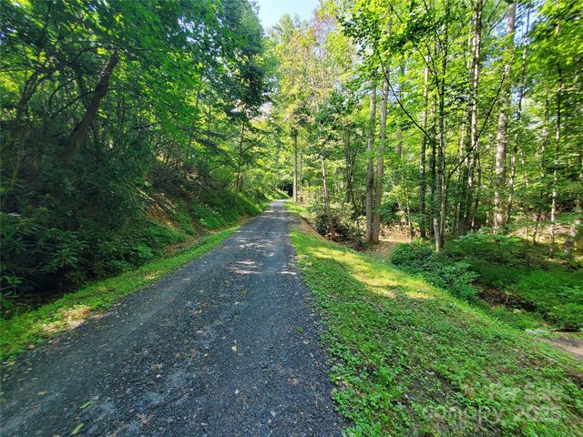 5023 Elk Park Highway, Elk Park, NC 28622