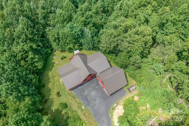 5023 Elk Park Highway, Elk Park, NC 28622