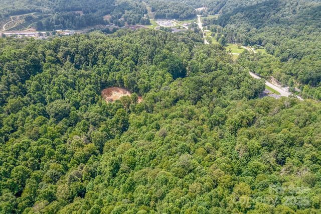 5023 Elk Park Highway, Elk Park, NC 28622