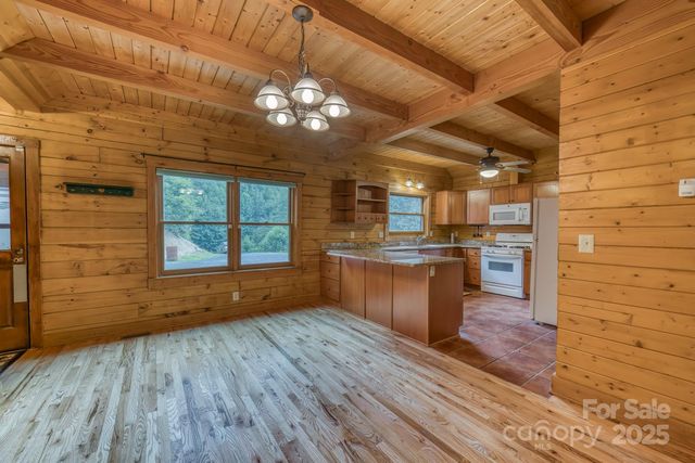 5023 Elk Park Highway, Elk Park, NC 28622