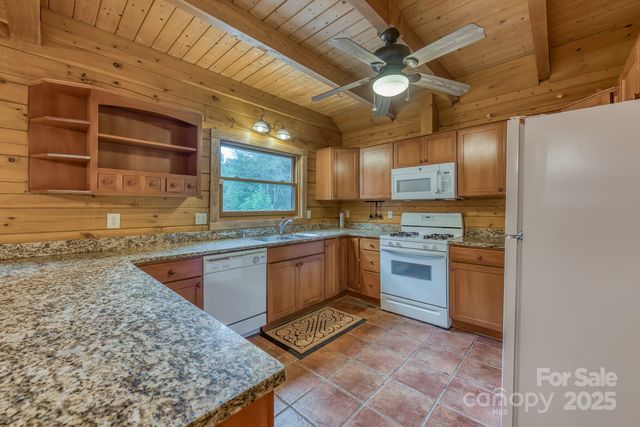 5023 Elk Park Highway, Elk Park, NC 28622