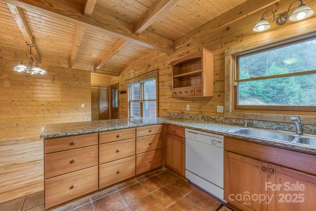 5023 Elk Park Highway, Elk Park, NC 28622