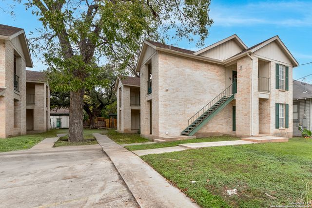 331 W Mistletoe, San Antonio, TX 78212