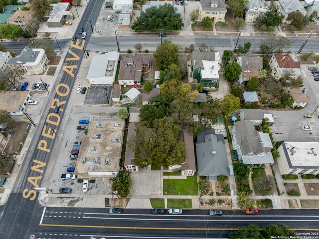 331 W Mistletoe, San Antonio, TX 78212