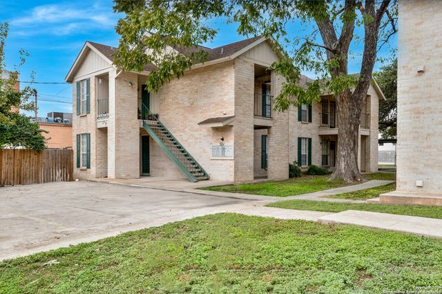 331 W Mistletoe, San Antonio, TX 78212
