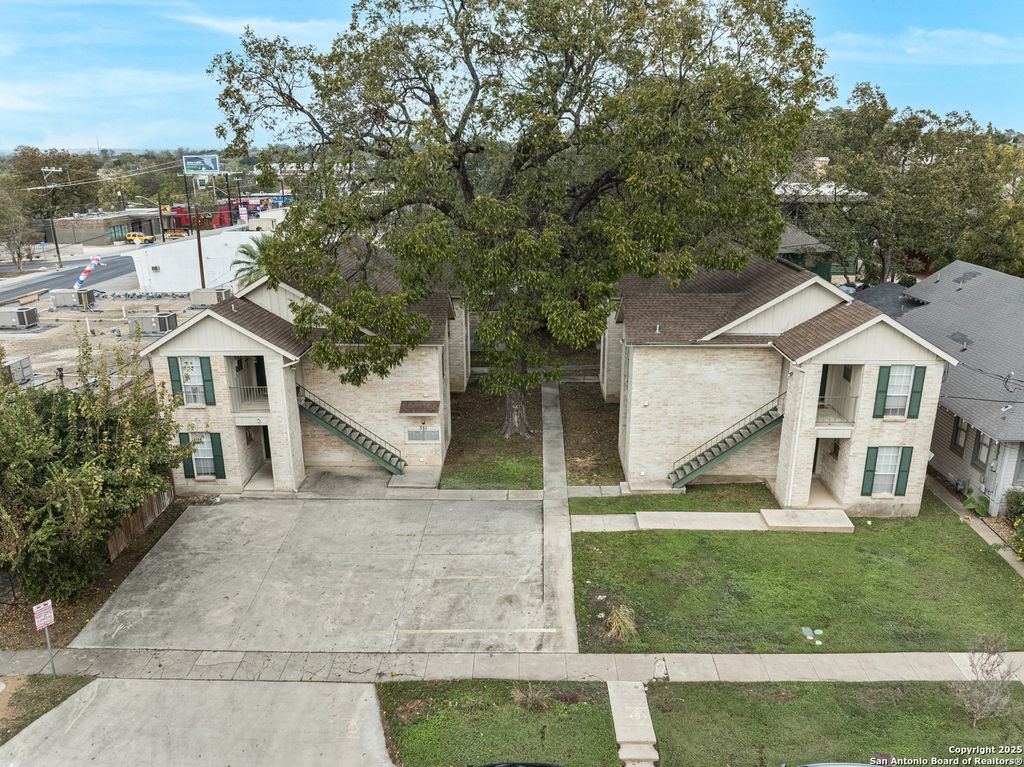 331 W Mistletoe, San Antonio, TX 78212