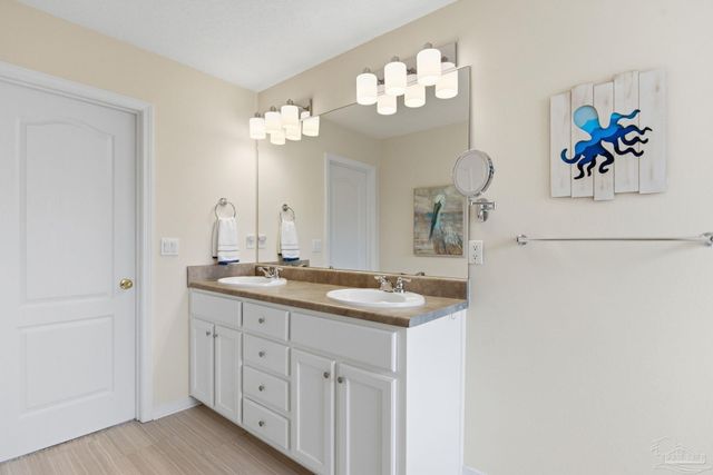 5735 Farrel Way, Milton, FL 32583