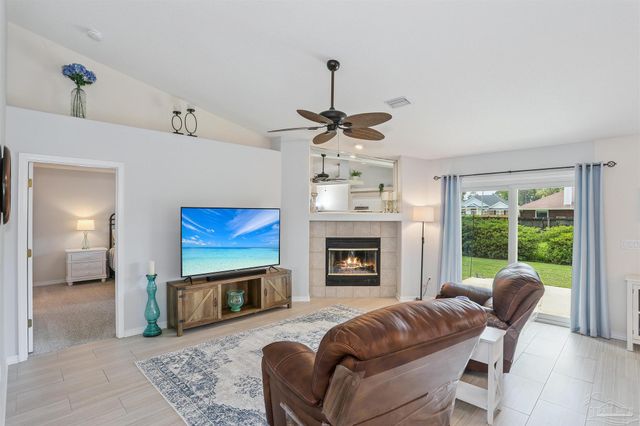 5735 Farrel Way, Milton, FL 32583