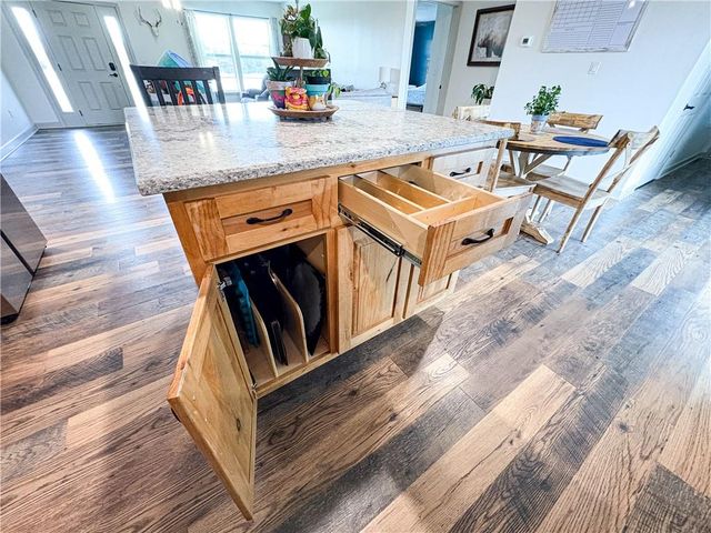 1231 SW 101 Road, Chilhowee, MO 64733