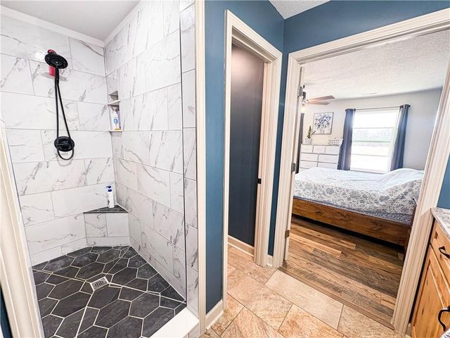 1231 SW 101 Road, Chilhowee, MO 64733