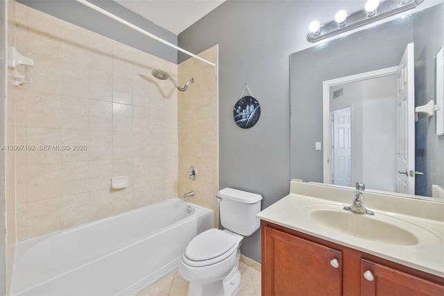 3728 NE 3rd Ct, Homestead, FL 33033