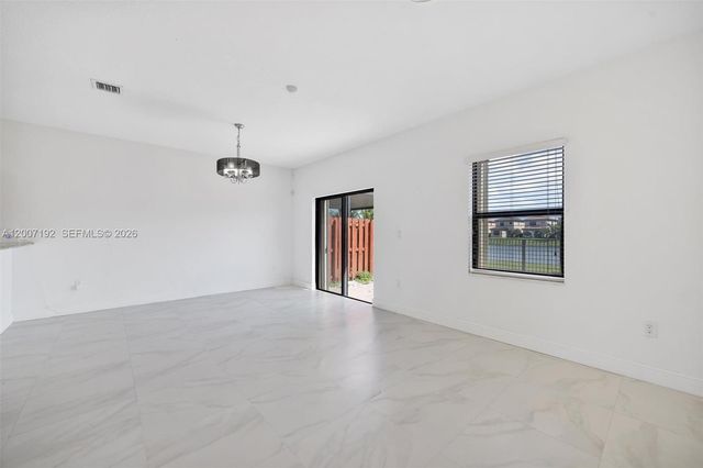 3728 NE 3rd Ct, Homestead, FL 33033