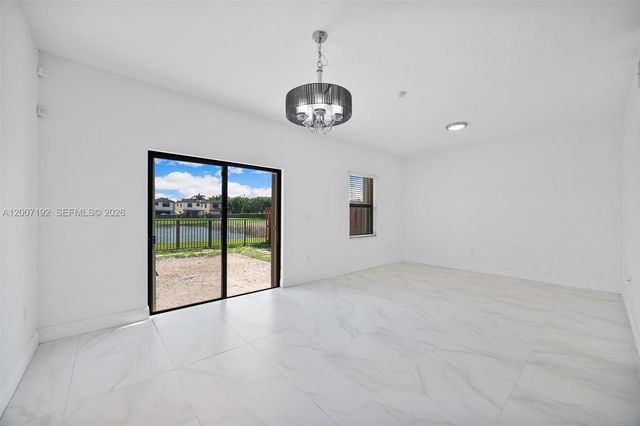 3728 NE 3rd Ct, Homestead, FL 33033